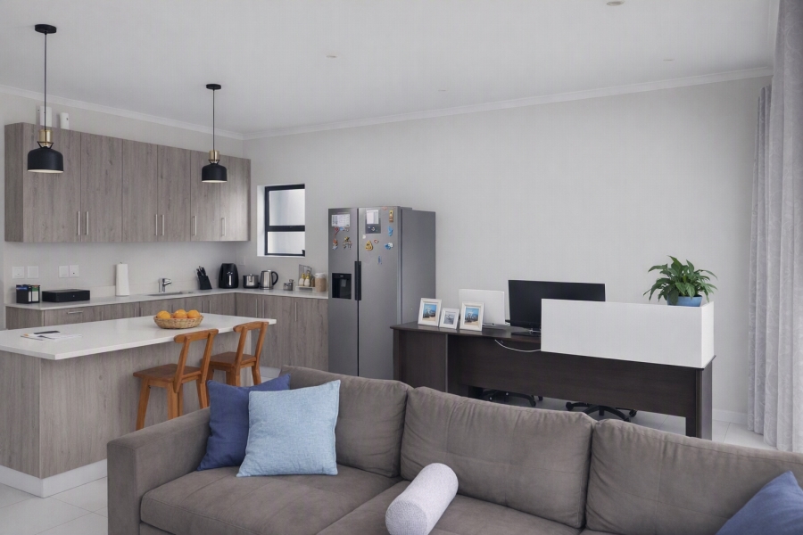 3 Bedroom Property for Sale in Parklands North Western Cape